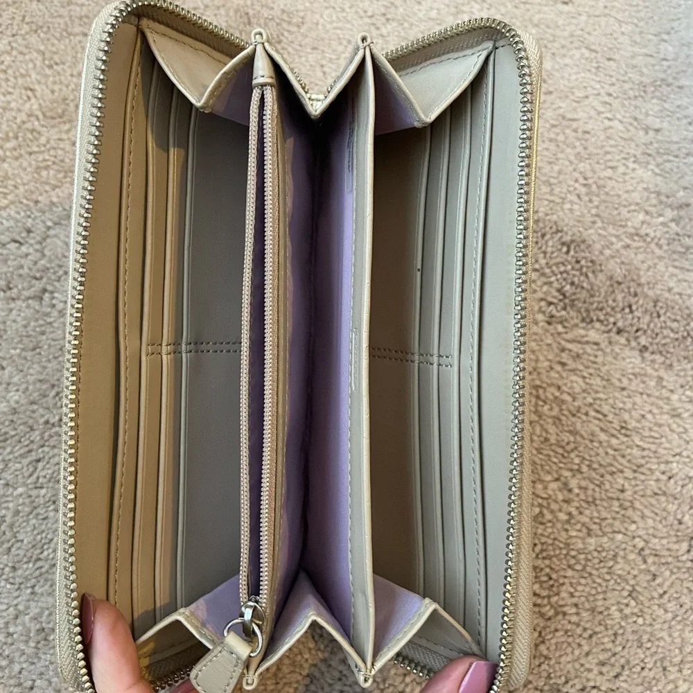 Coach Signature Accordion Zip Wallet in Khaki